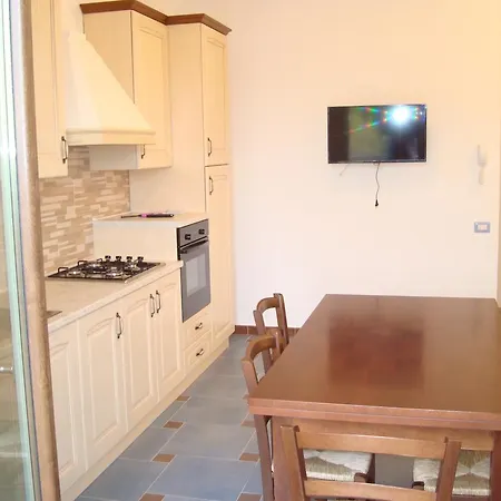 Il Mare A Due Passi Holiday home *
